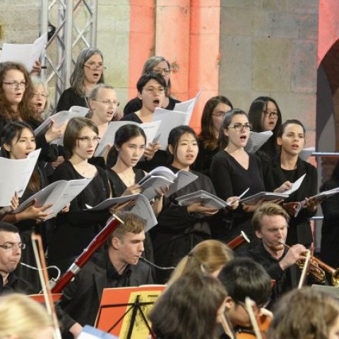 Chor - & Orchesterkonzert der Wiesbadener Musik- & Kunstschule